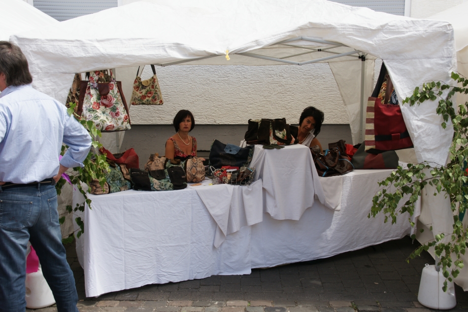 (c) Mainz-Bretzenheim.de K�nstlermarkt