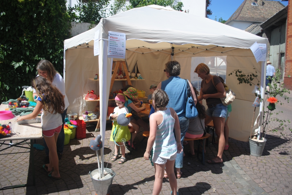 (c) Mainz-Bretzenheim.de K�nstlermarkt