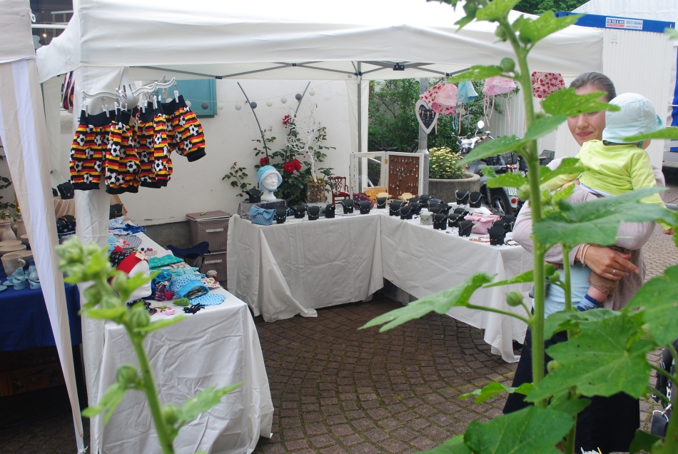 (c) Mainz-Bretzenheim.de K�nstlermarkt