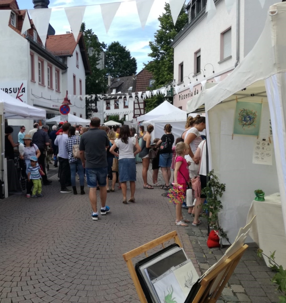 (c) Mainz-Bretzenheim.de K�nstlermarkt