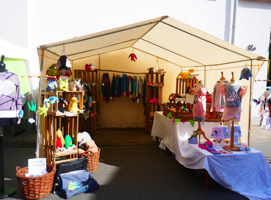 (c) Mainz-Bretzenheim.de K�nstlermarkt