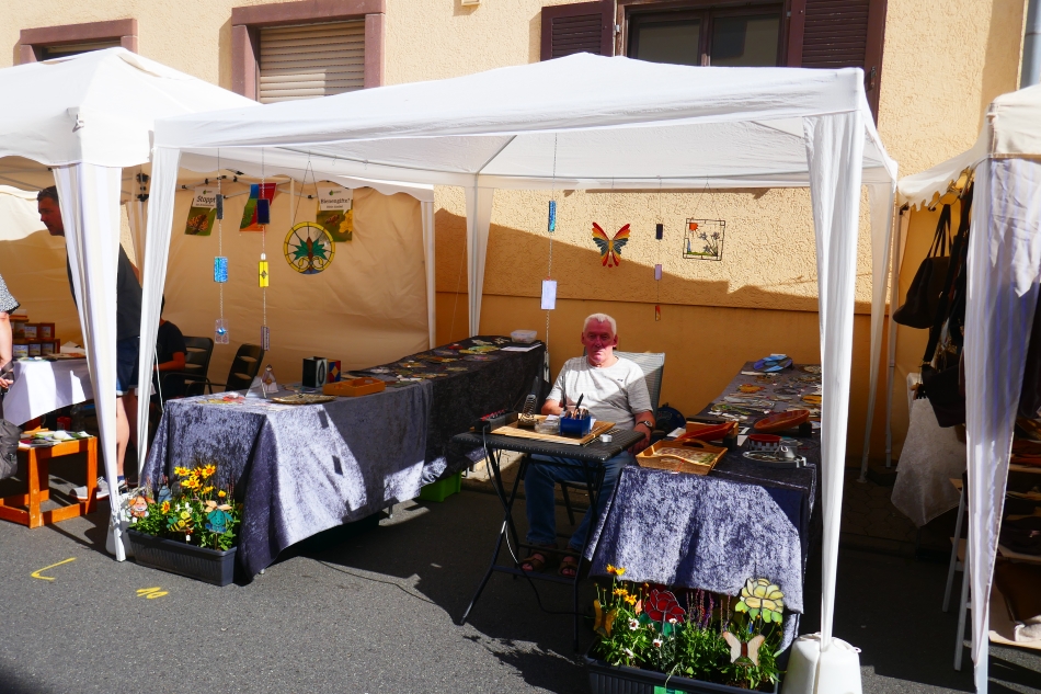 (c) Mainz-Bretzenheim.de K�nstlermarkt