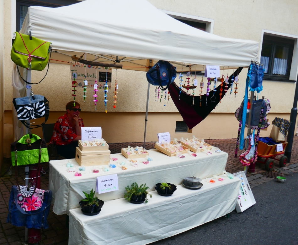 (c) Mainz-Bretzenheim.de K�nstlermarkt