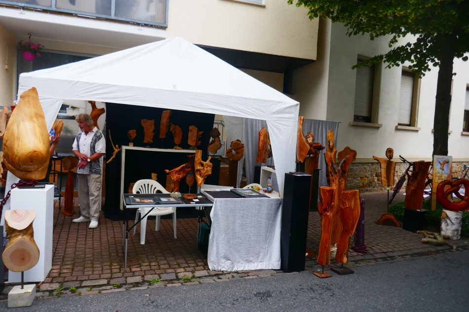 (c) Mainz-Bretzenheim.de K�nstlermarkt