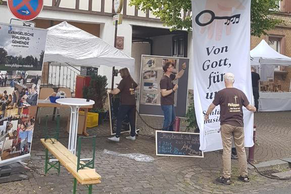 (c) Mainz-Bretzenheim.de K�nstlermarkt